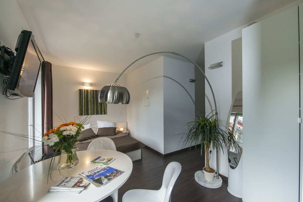 Les Capucines Bed & Breakfast Abbeville Bagian luar foto