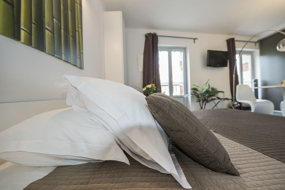Les Capucines Bed & Breakfast Abbeville Bagian luar foto