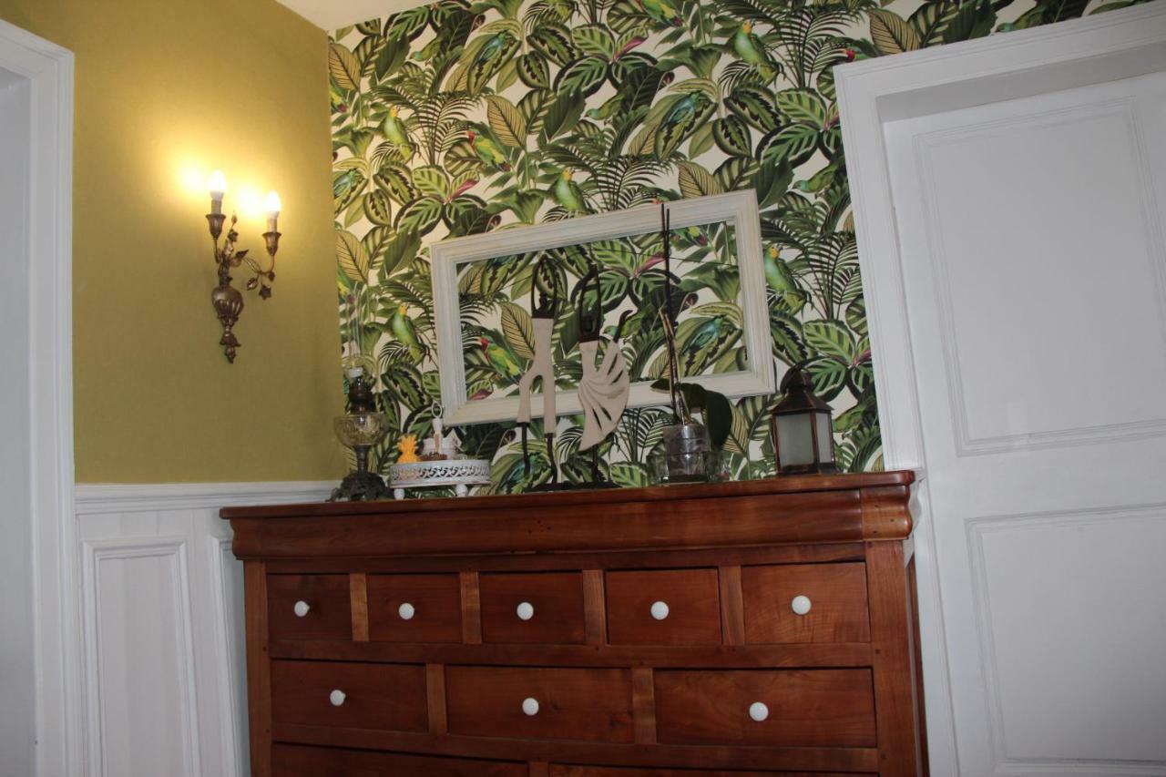 Les Capucines Bed & Breakfast Abbeville Bagian luar foto