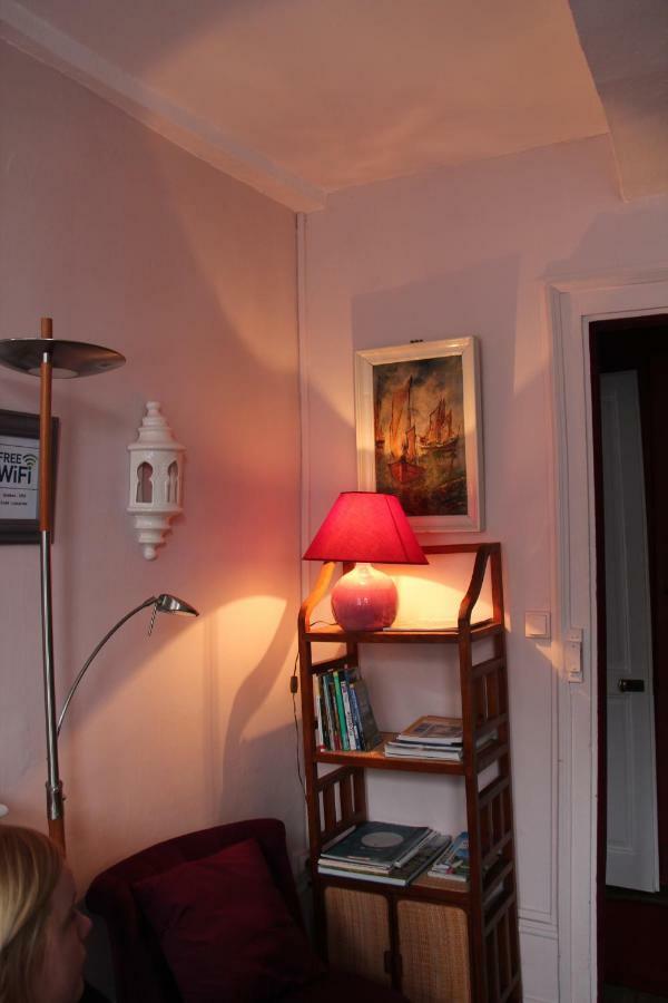 Les Capucines Bed & Breakfast Abbeville Bagian luar foto